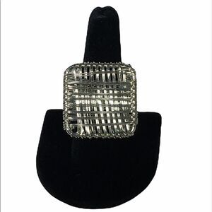Amrita Singh Silver wire ring adjustable 7.5/8